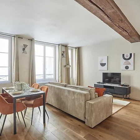 Apartment Louvre Museum By Prestige